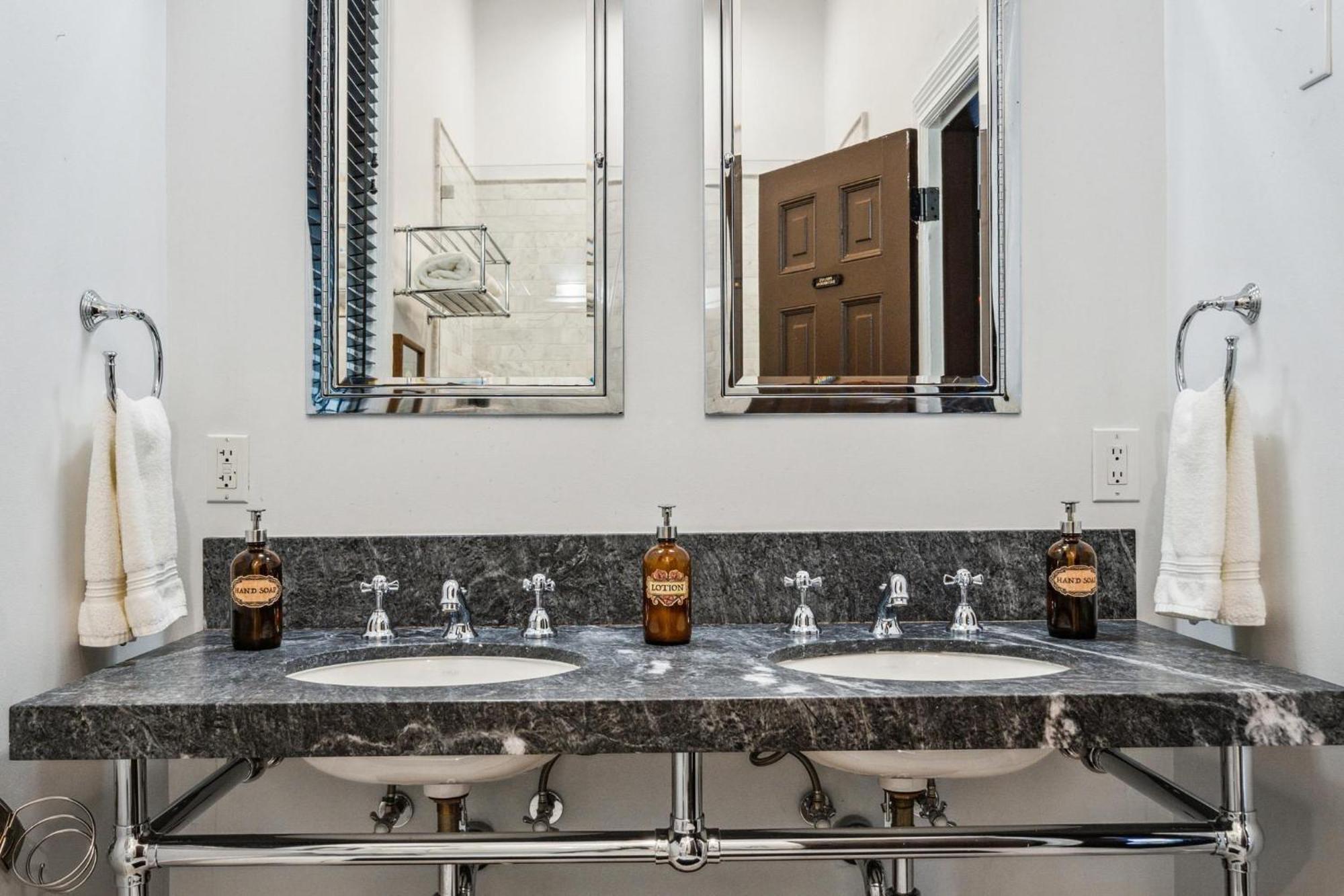 Historic & Charming Victorian Home Sleeps 11 San Francisco Exteriér fotografie